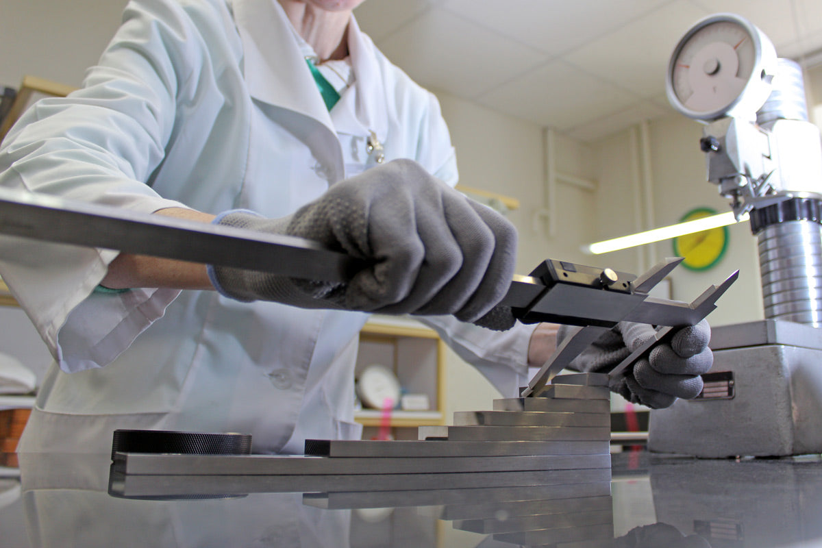 metrology-service-and-repair-on-site-maintenance.jpg__PID:ccf87e55-5695-434a-96fc-f94455fcef35